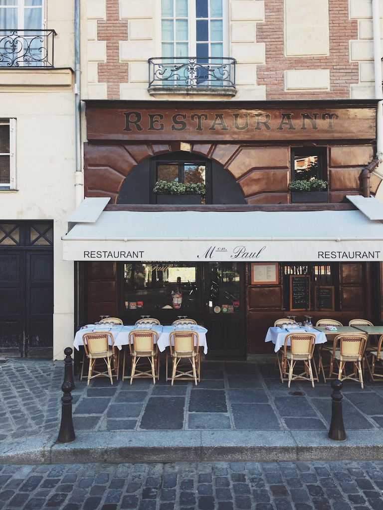 cafe in Paris